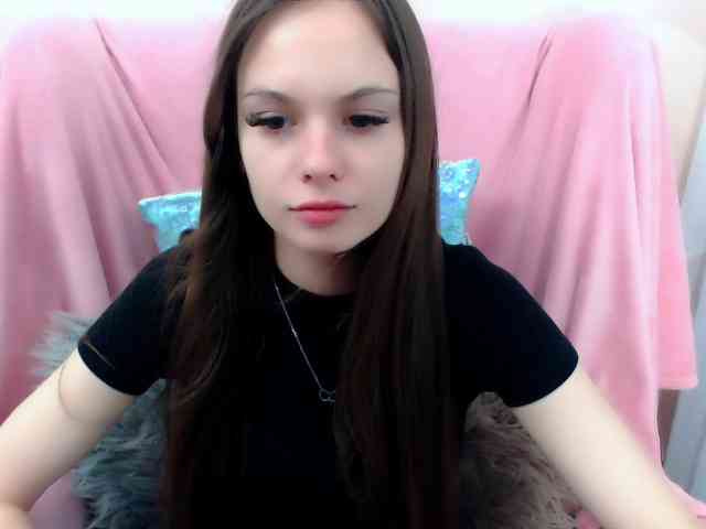 Model: LiliBlush