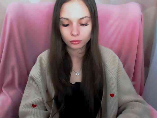 Model: LiliBlush
