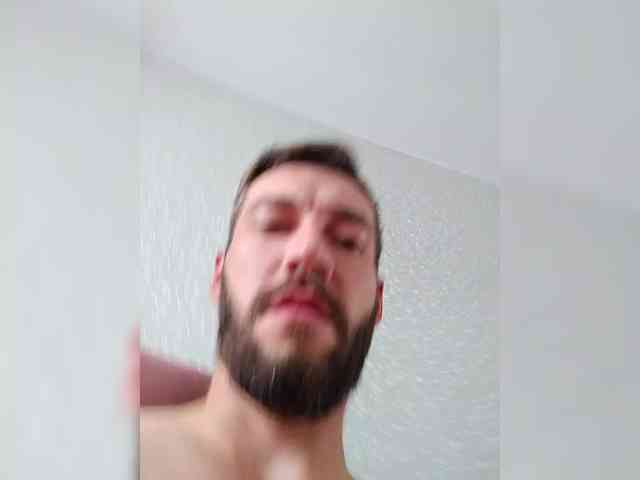 Riordian-1 Live Webcam on BongaCams
