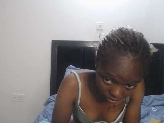 Paradisedoll's BongaCams show and profile