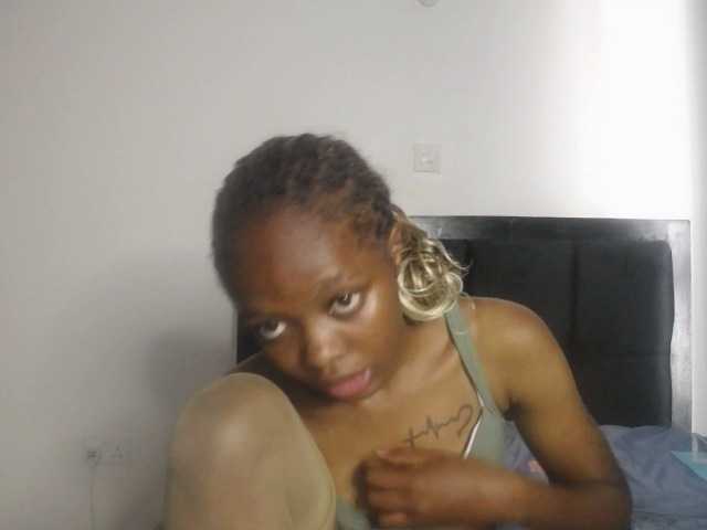 Paradisedoll's BongaCams show and profile