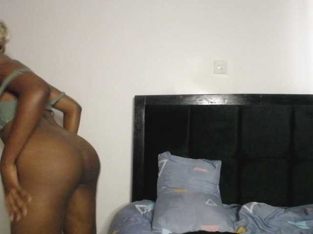 Paradisedoll's BongaCams show and profile