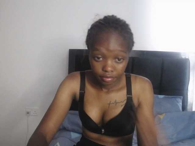 Paradisedoll's BongaCams show and profile