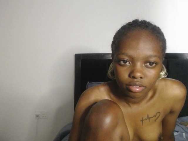 Paradisedoll's BongaCams show and profile