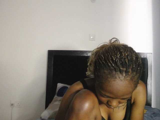 Paradisedoll's BongaCams show and profile