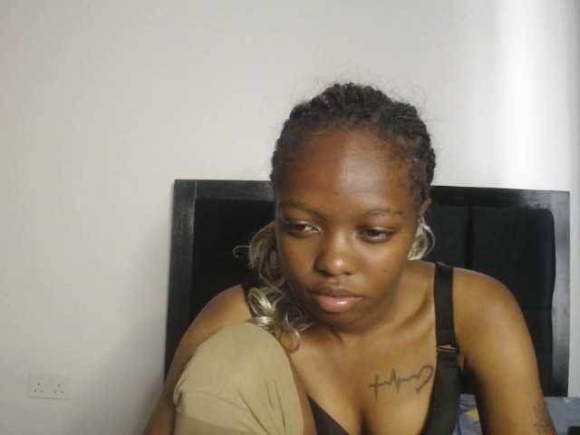 Paradisedoll's BongaCams show and profile