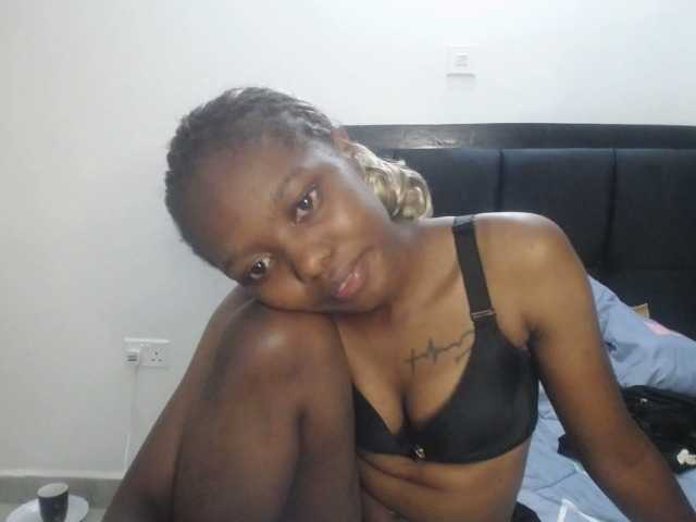 Paradisedoll's BongaCams show and profile