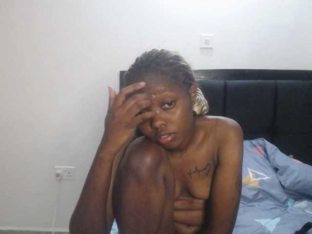 Paradisedoll's BongaCams show and profile