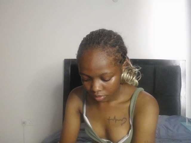 Paradisedoll's BongaCams show and profile