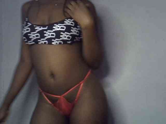 ExoticKiara1 webcam