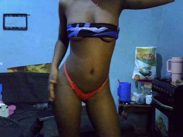ExoticKiara1 webcam