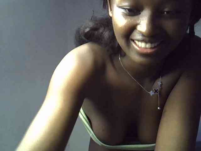 ExoticKiara1 webcam