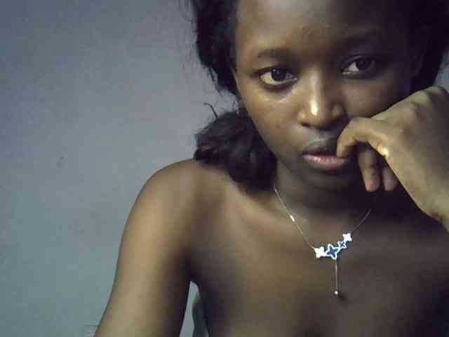 ExoticKiara1 webcam