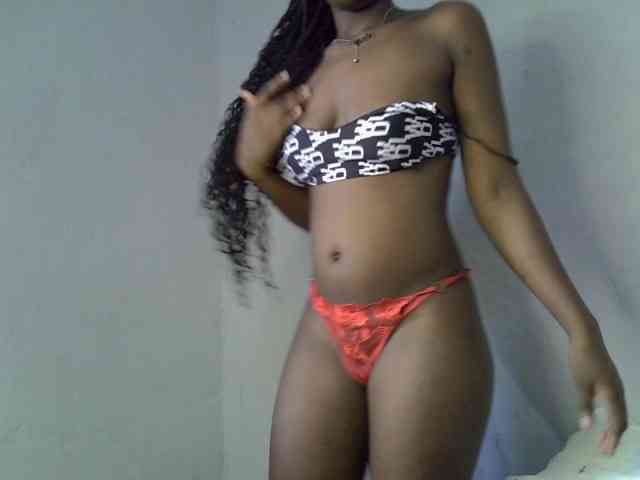 ExoticKiara1 webcam