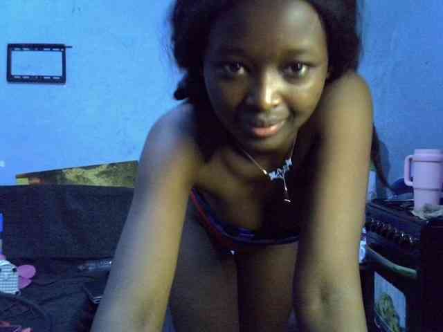 ExoticKiara1 webcam