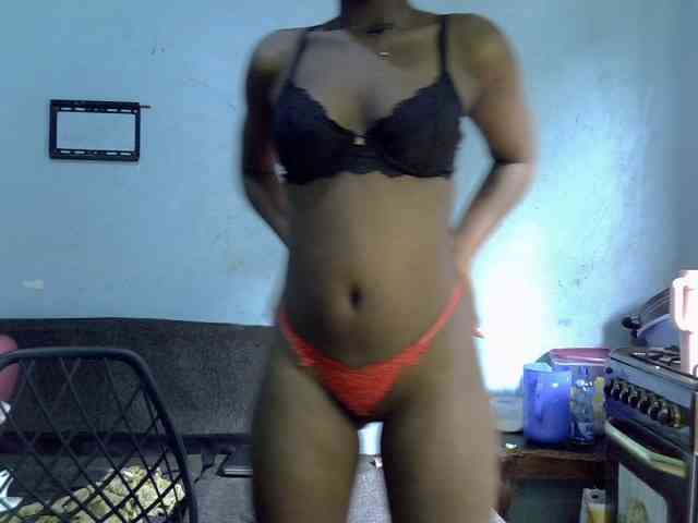 ExoticKiara1 webcam