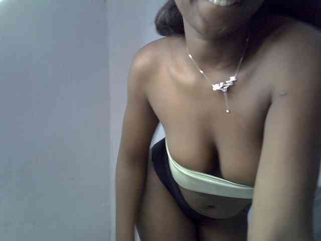 ExoticKiara1 webcam