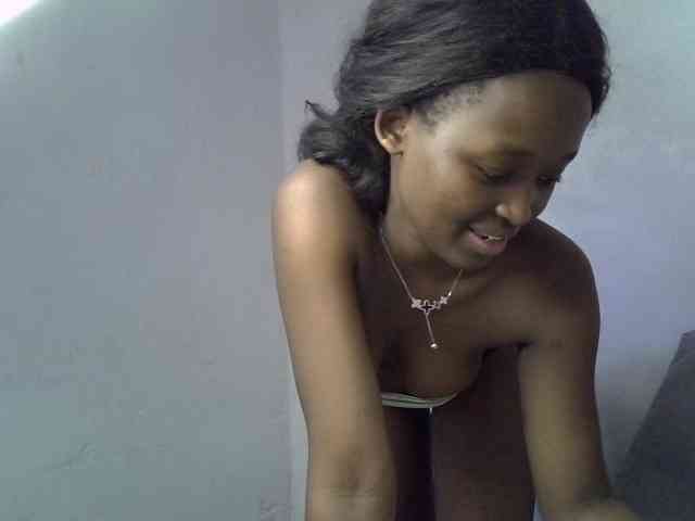 ExoticKiara1 webcam