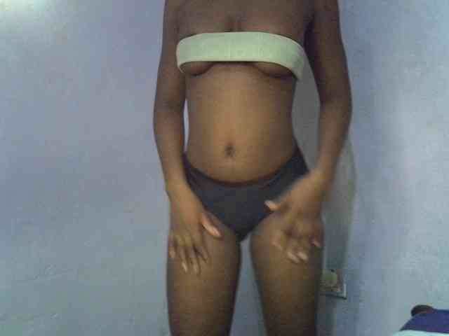 ExoticKiara1 webcam