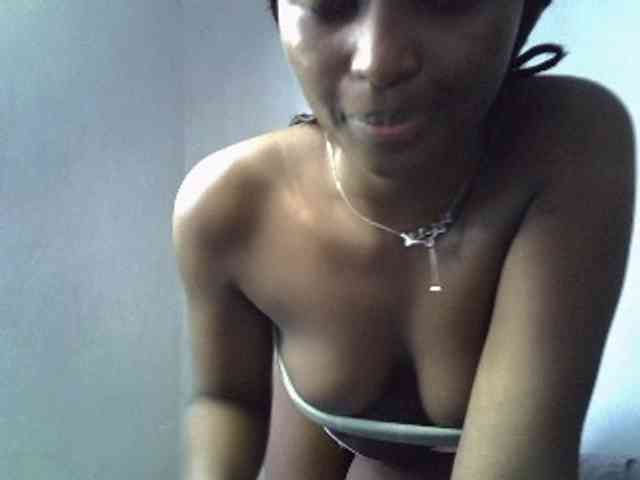 ExoticKiara1 webcam