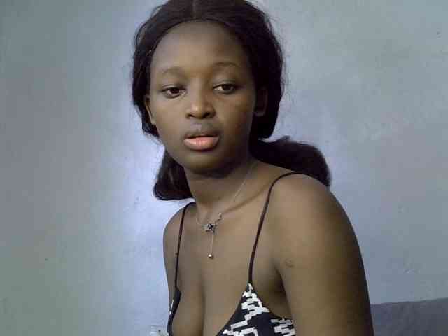 ExoticKiara1 webcam