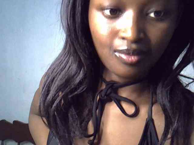 ExoticKiara1 webcam
