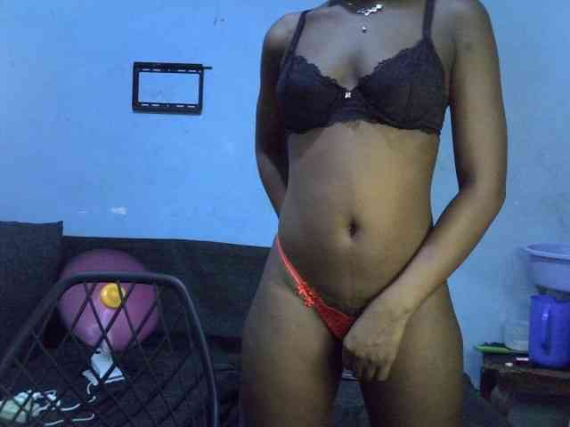 ExoticKiara1 webcam