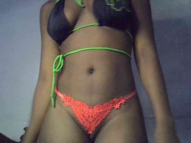 ExoticKiara1 webcam