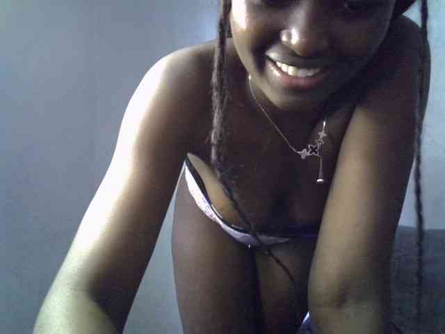 ExoticKiara1 webcam