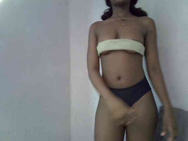 ExoticKiara1 webcam
