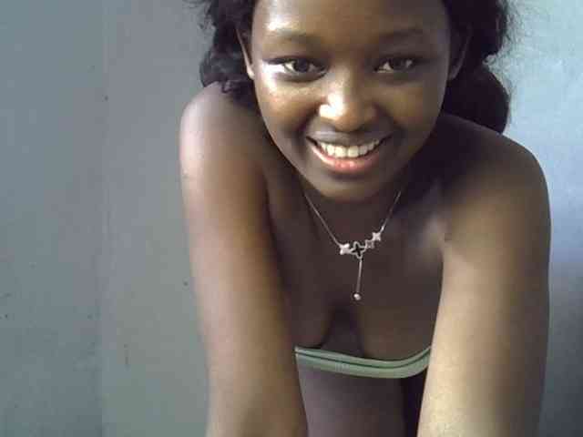 ExoticKiara1 webcam
