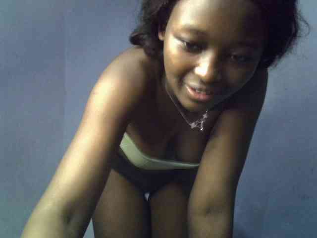 ExoticKiara1 webcam
