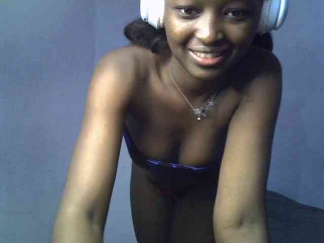 ExoticKiara1 webcam