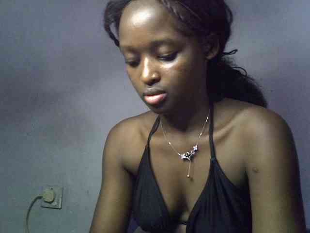 ExoticKiara1 webcam
