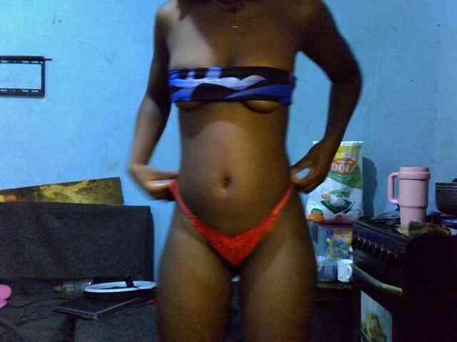 ExoticKiara1 webcam