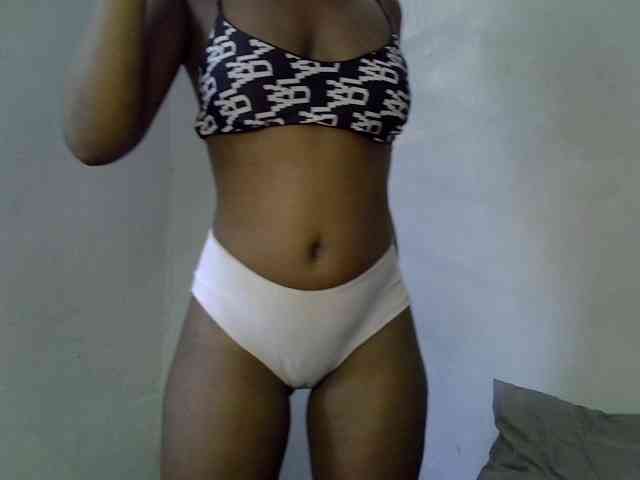 ExoticKiara1 webcam
