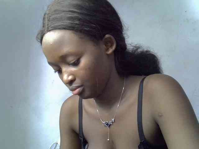 ExoticKiara1 webcam