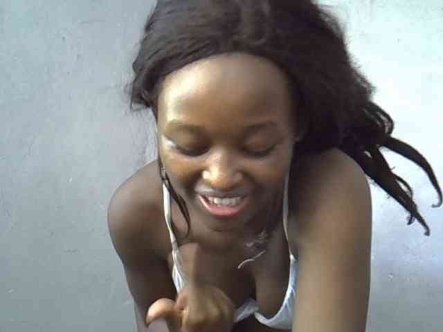 ExoticKiara1 webcam