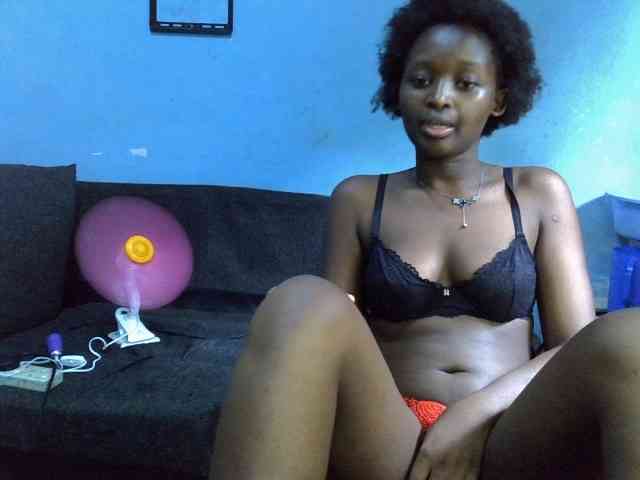 ExoticKiara1 webcam