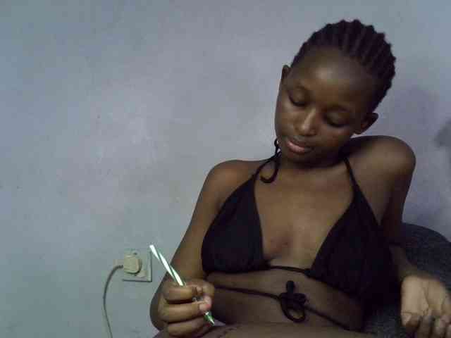 ExoticKiara1 webcam