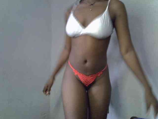 ExoticKiara1 webcam