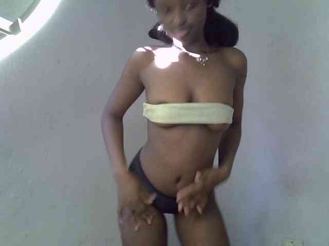 ExoticKiara1 webcam