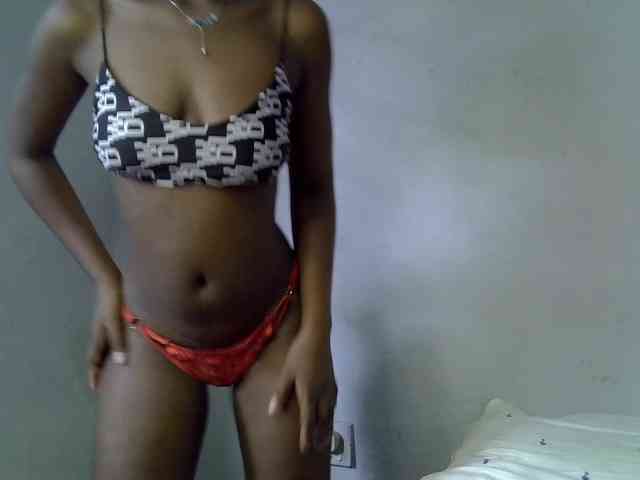 ExoticKiara1 webcam