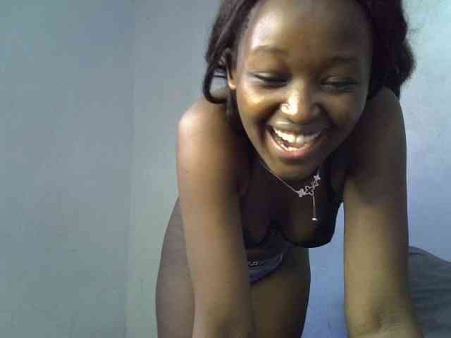 ExoticKiara1 webcam