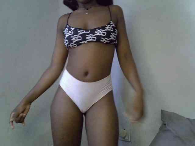 ExoticKiara1 webcam