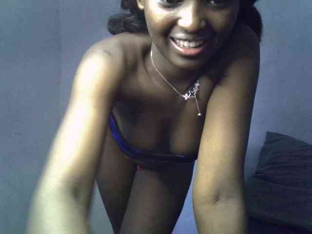 ExoticKiara1 webcam