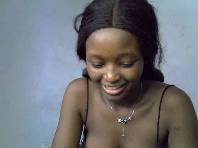 ExoticKiara1 webcam