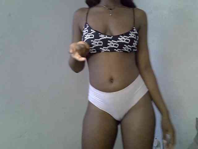 ExoticKiara1 webcam