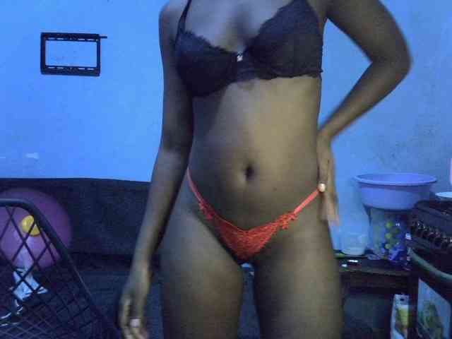 ExoticKiara1 webcam