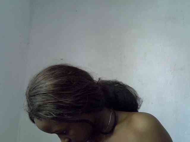 ExoticKiara1 webcam